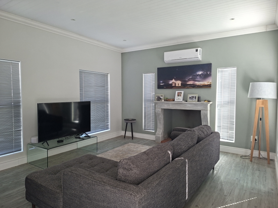 To Let 3 Bedroom Property for Rent in Croydon Vineyard Estate Western Cape